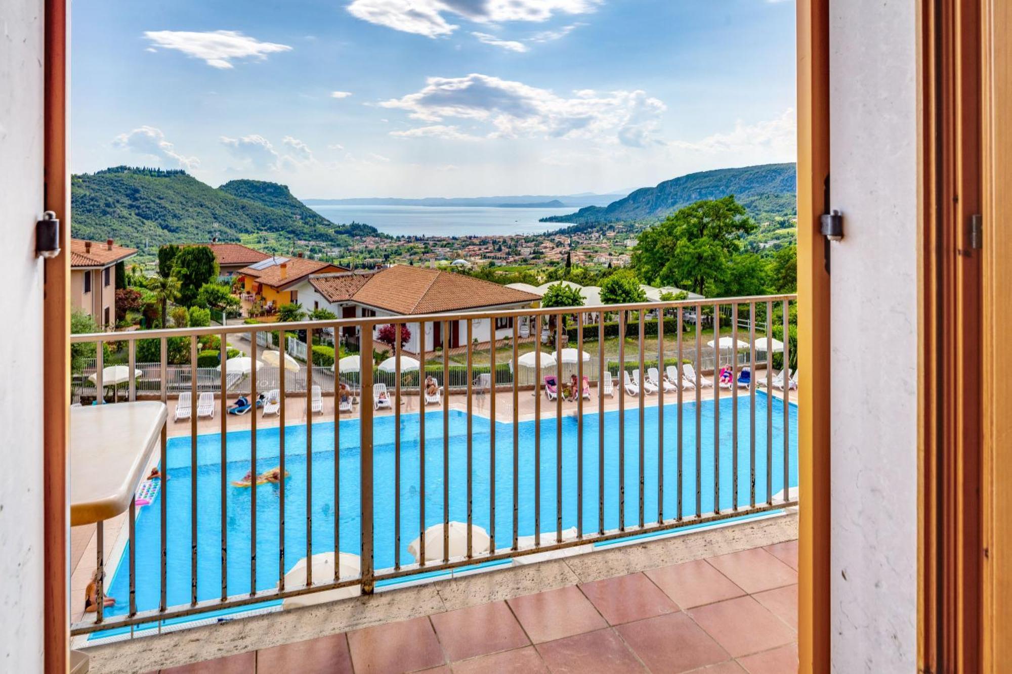 Appartamenti San Carlo Costermano Exteriör bild