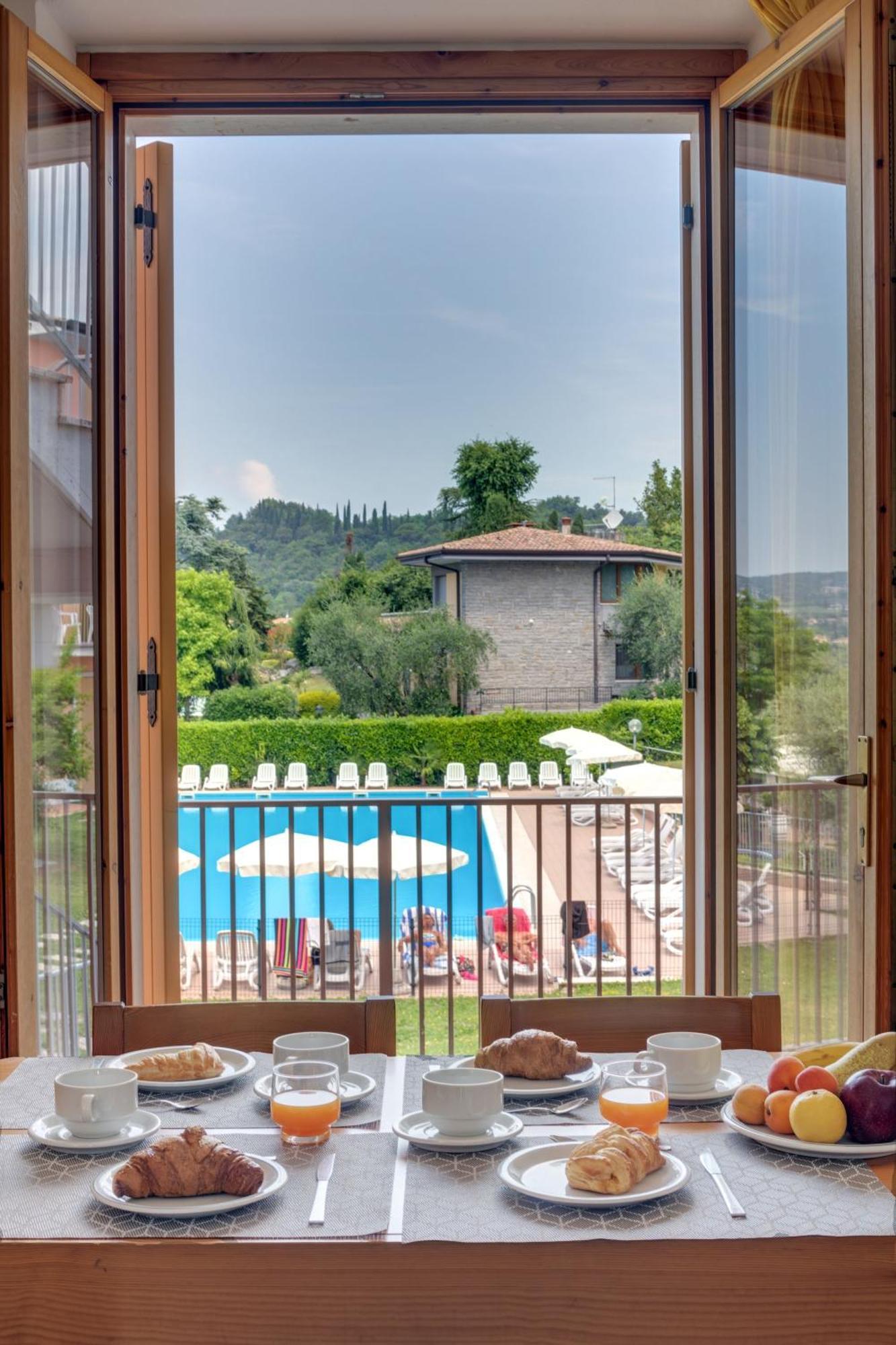 Appartamenti San Carlo Costermano Exteriör bild