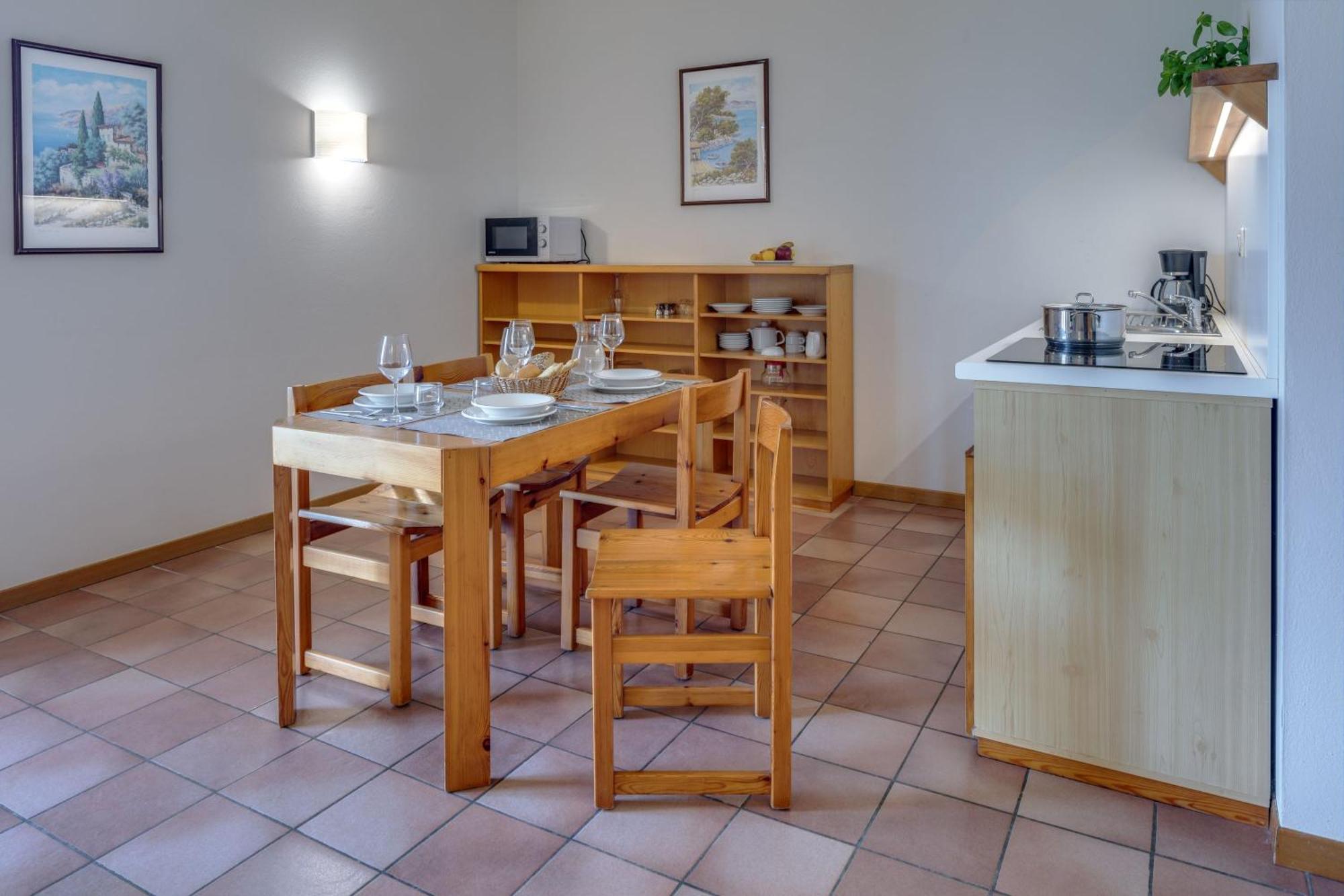 Appartamenti San Carlo Costermano Exteriör bild