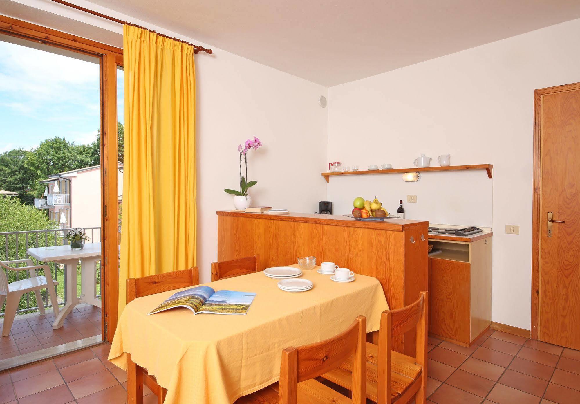 Appartamenti San Carlo Costermano Exteriör bild