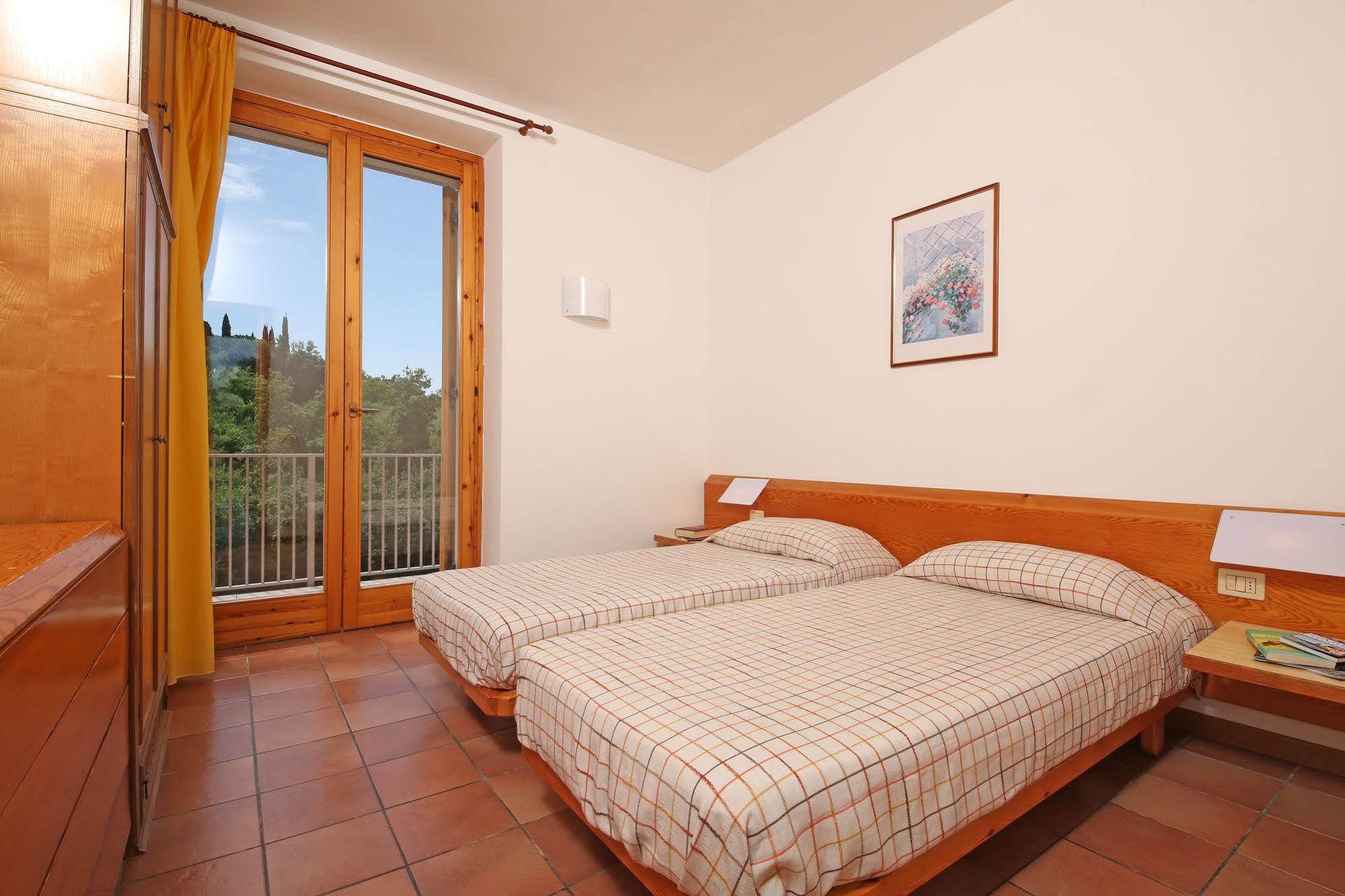 Appartamenti San Carlo Costermano Exteriör bild